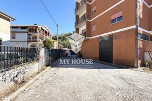 Immobile di 146 m² a Valmontone