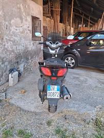 Yamaha x max 250