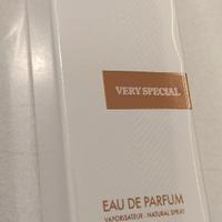 Profumo donna da 15 ml Very Special YODEYMA