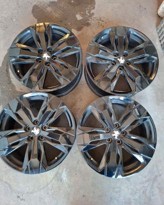 4 CERCHI IN LEGA DA 18 NERO LUCIDO