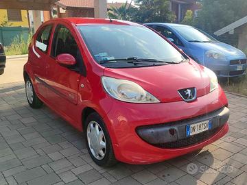 Peugeot 107 1.0 Benzina 5 porte