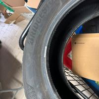 Bridgestone turanza 215/60/r16