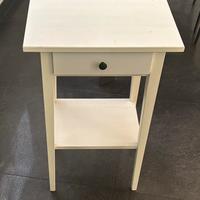 Comodino ikea HEMNES