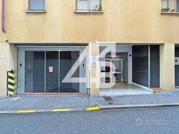 LOCALE - 138M² - VIA TOTI 8