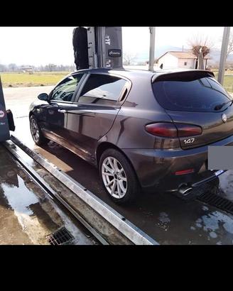 Alfa Romeo 147