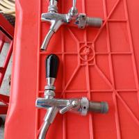 rubinetti per spinare birra, vino o alimenti