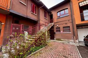 4 LOCALI A VEDANO OLONA