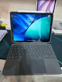 IPAD AIR M3 + LOGITECH KEYBOARD