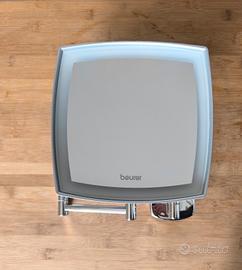 Specchio Cosmetico da Parete Illuminato BEURER