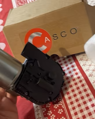Motorino  spazzole tergicristallo golf 6
