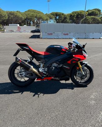 RSV4 1100 Factory