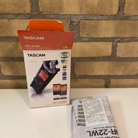 registratore PCM lineare portatile tascam