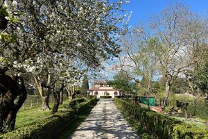 PORZIONE DI BIFAMILIARE A ROCCA PRIORA