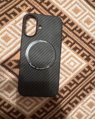 cover iphone 16 base