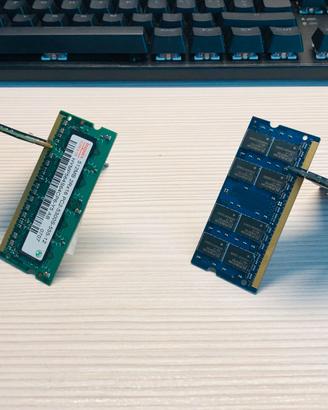 Ram SODIMM 512mb x 2 & Elpida 2gb x 2