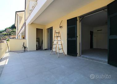 4 LOCALI A CHIAVARI