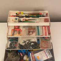 Cassetta da pesca con accessori