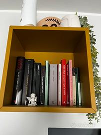 Libreria cubo a sospensione