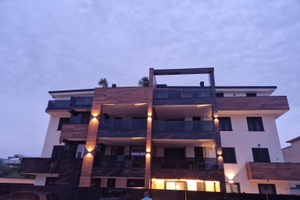 Appartamento con terrazzo e giardino