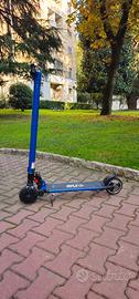 Monopattino elettrico pieghevole