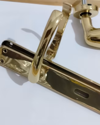 Lotto Maniglie Porte + Pomello IN OTTONE