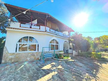 BIFAMILIARE A TARANTO