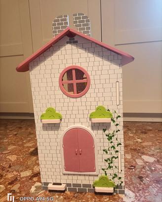 casa delle bambole, gioco per bambini in legno
