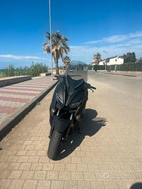 XMAX TECH MAZ 125