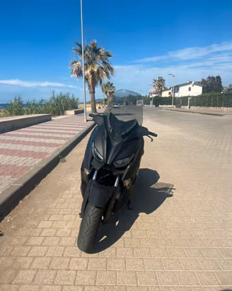 XMAX TECH MAZ 125