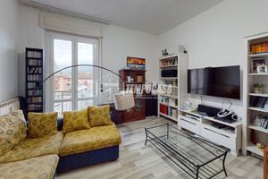 AMPIA SOLUZIONE CON GARAGE E CANTINA