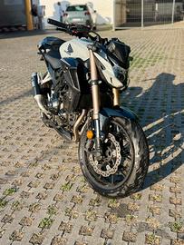 Honda cb500f