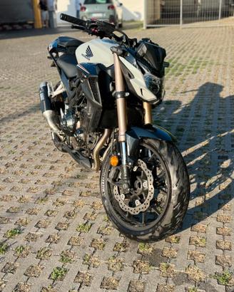 Honda cb500f