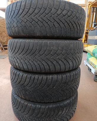 Gomme invernali M +S 205/55 R16 cerchi lega