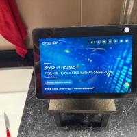 2 Amazon Echo Show 8 (3ª generazione 2021) Alexa