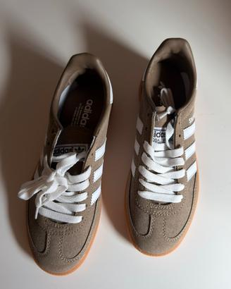 Scarpe adidas spezial marroni