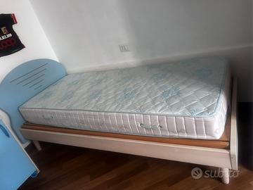 Letto singolo completo con rete a doghe e materass