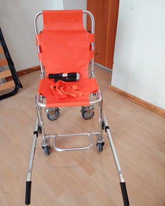 Sedia portantina per anziani e disabili