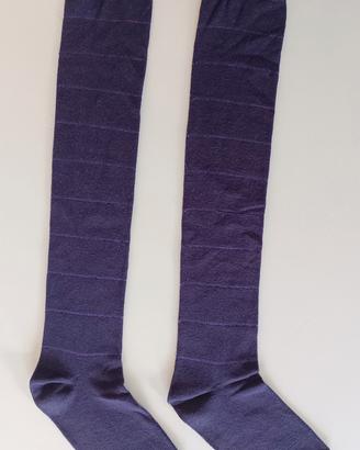 Calza parigina viola nuova.