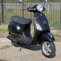 Piaggio Vespa 50 LX 2T