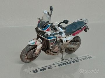 Honda Africa Twin Adventure Effetto Sporco 1/18