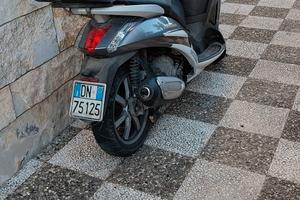 Peugeot Geopolis 250