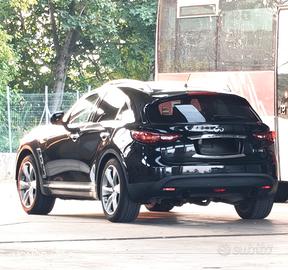 Suv sportivo 4x4 automatic tetto pelle navi