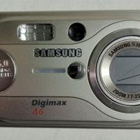 Macchina fotografica Samsung.