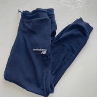 Pantaloni felpati new balance come nuovi