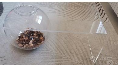 Tavolino in plexiglass