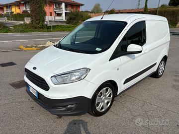 Ford Transit Courier *EURO6*