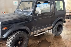 Jeep suzuki