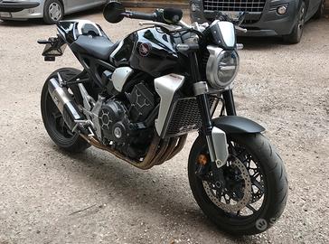 moto Honda cb 1000r