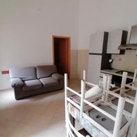 PIAZZA D'ARMI tre vani giardino, 90.000