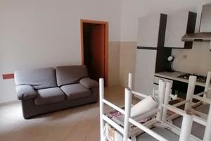 PIAZZA D'ARMI tre vani giardino, 90.000